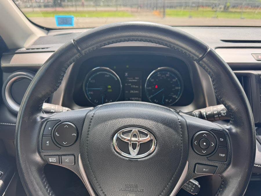 Vehicle view 14