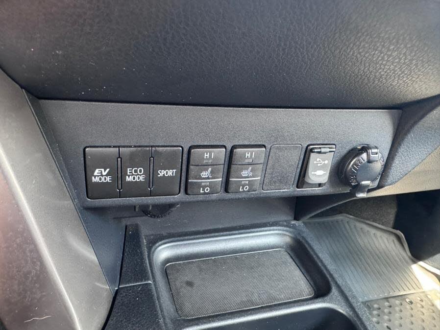 Vehicle view 18