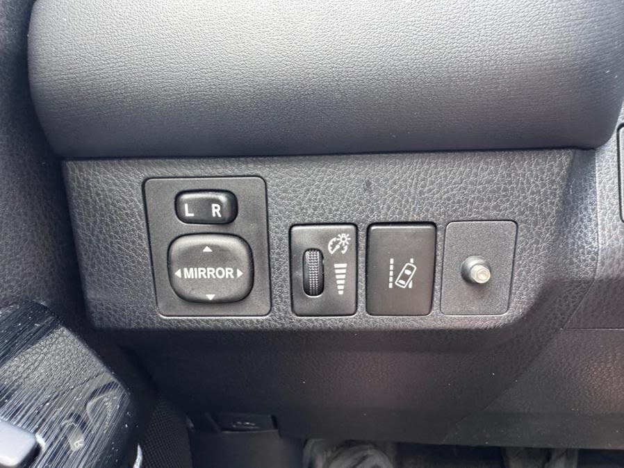 Vehicle view 19