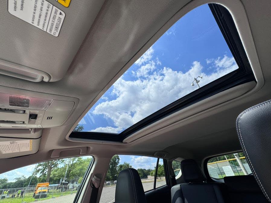 Vehicle view 23