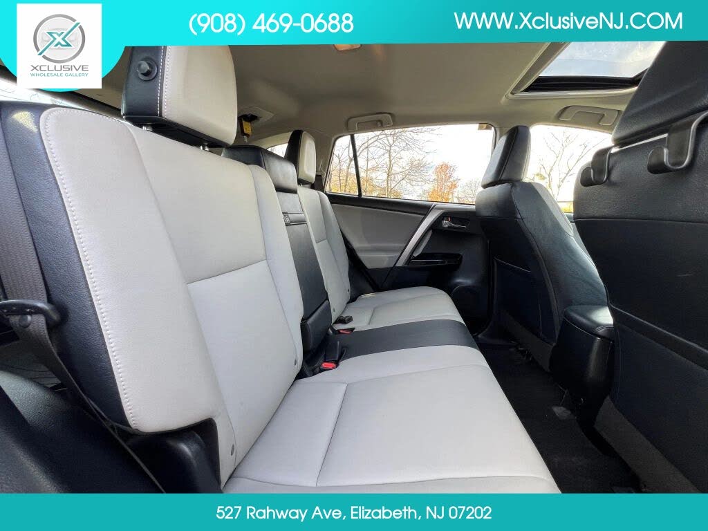 Vehicle view 23