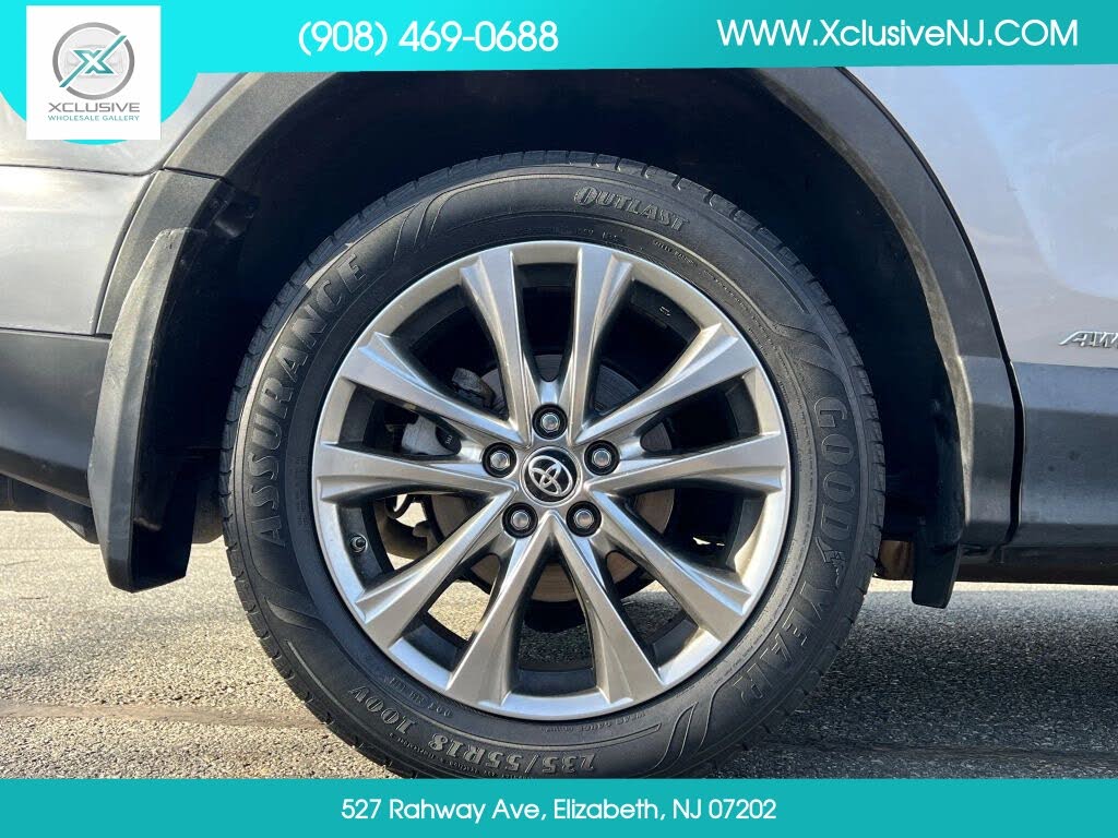 Vehicle view 29