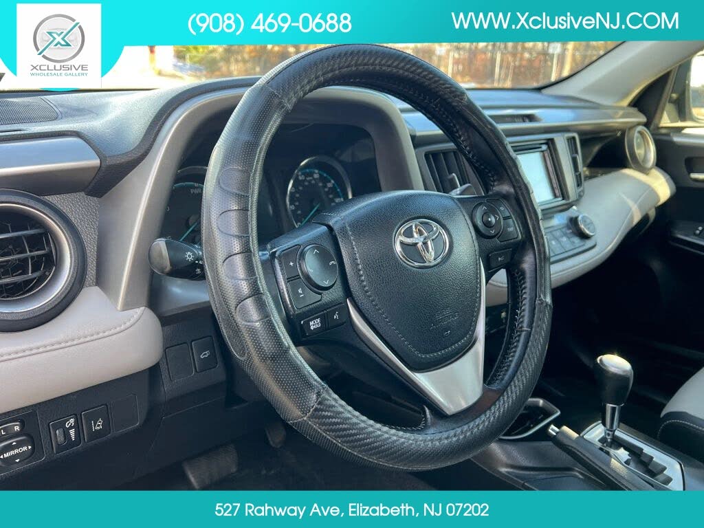 Vehicle view 9