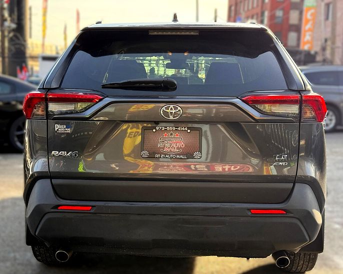 Vehicle view 33