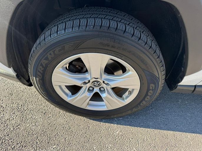 Vehicle view 18
