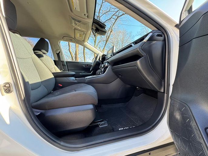 Vehicle view 27