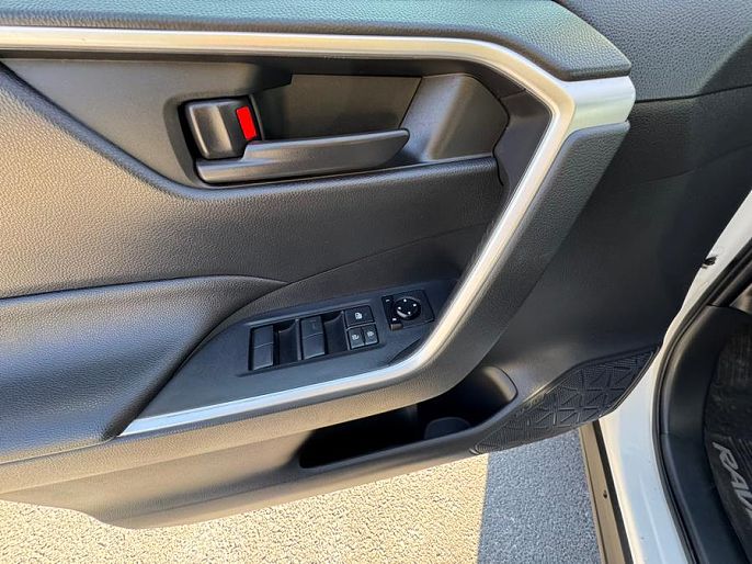 Vehicle view 33