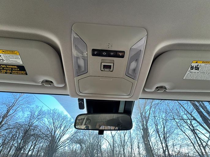 Vehicle view 37