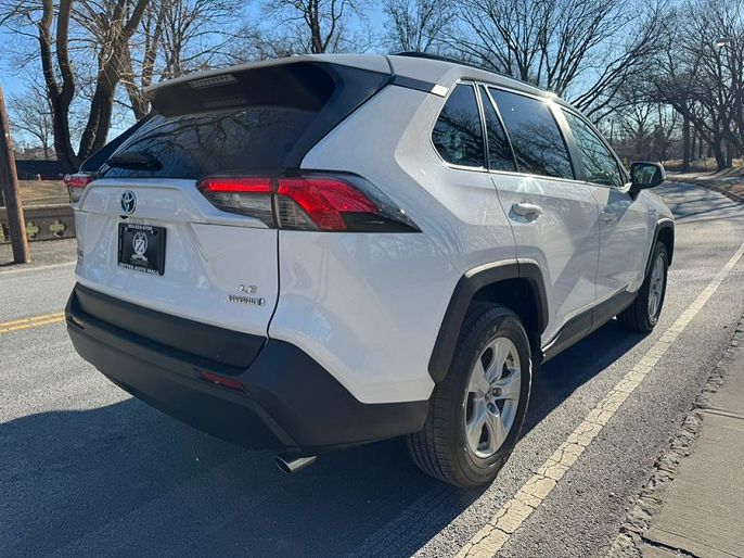 Vehicle view 8