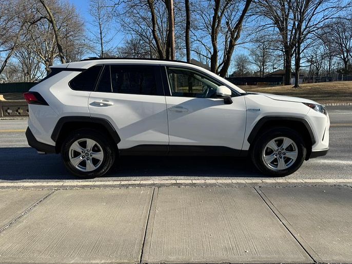 Vehicle view 9