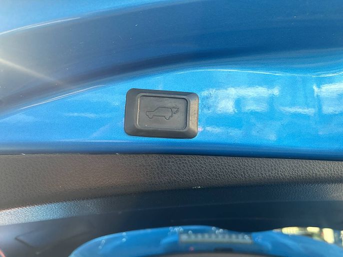 Vehicle view 12