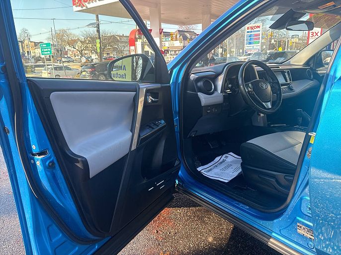 Vehicle view 15