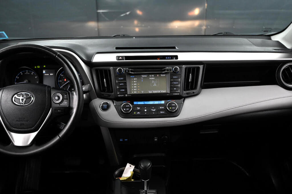 Vehicle view 19