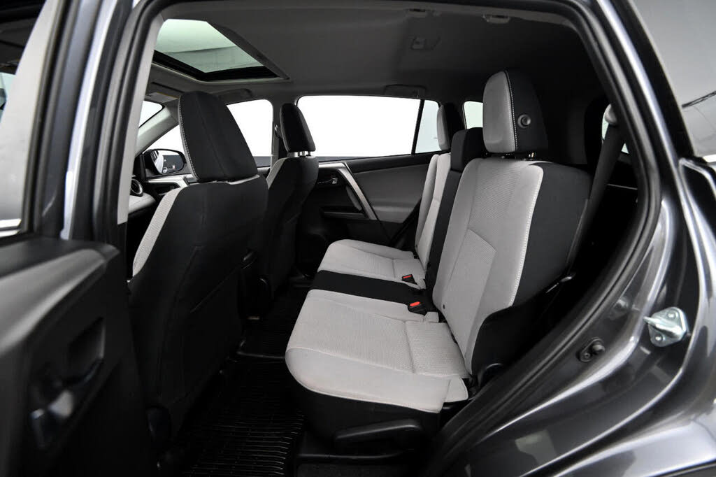 Vehicle view 35