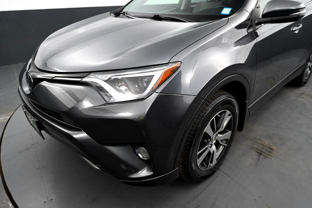 Vehicle view 9
