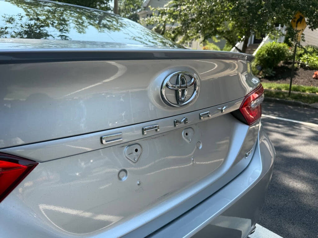 Vehicle view 8