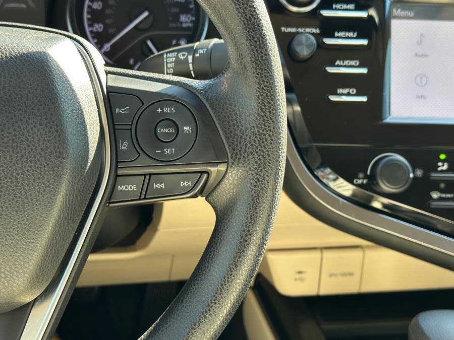 Vehicle view 27