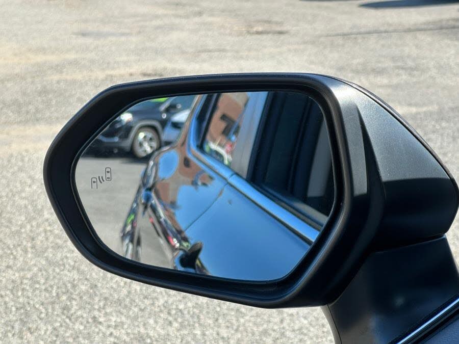 Vehicle view 34