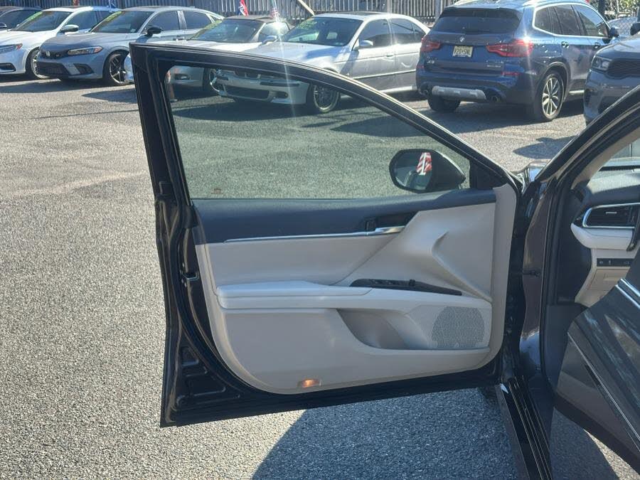 Vehicle view 9