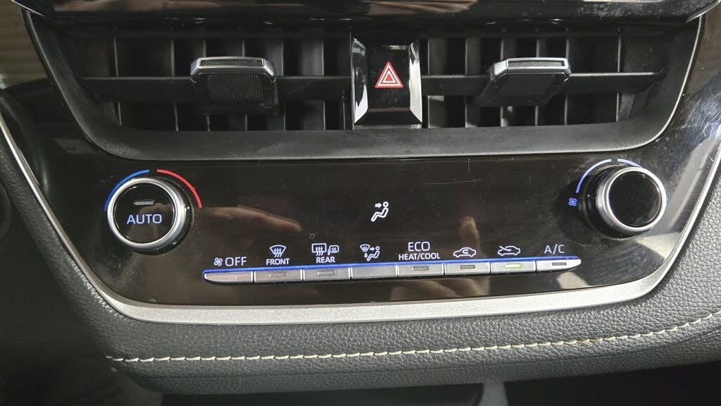 Vehicle view 14