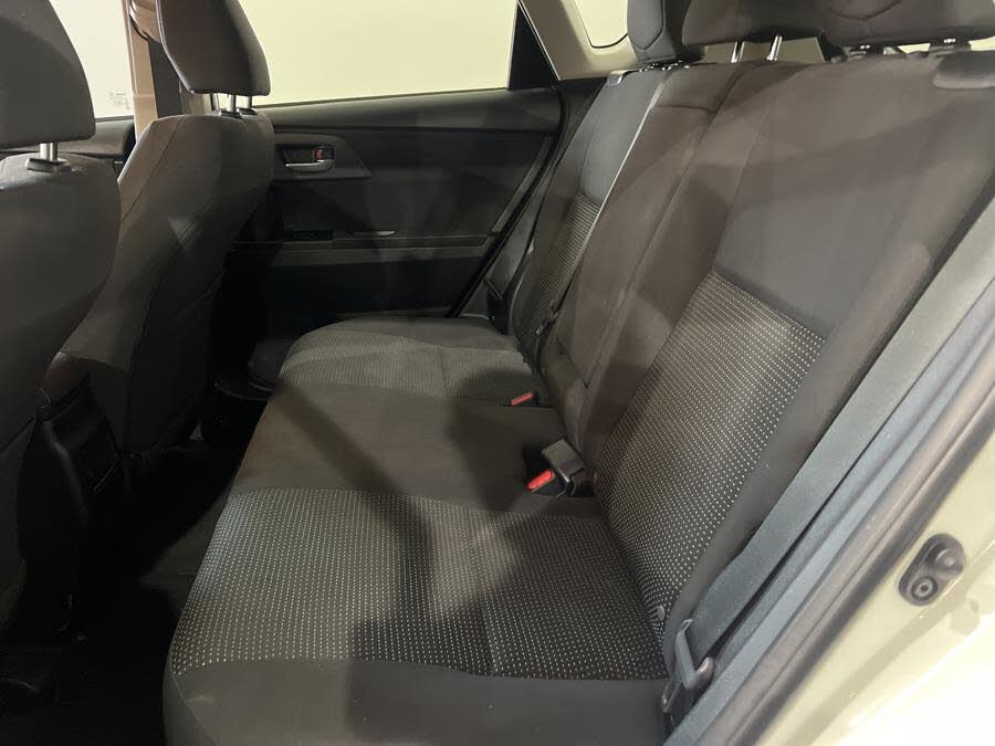 Vehicle view 15