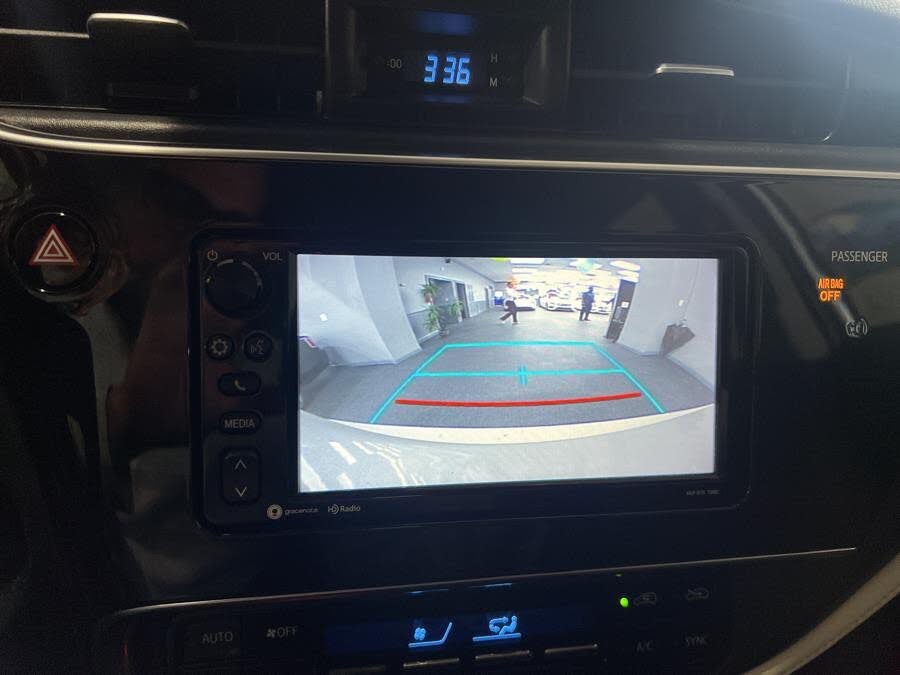 Vehicle view 27