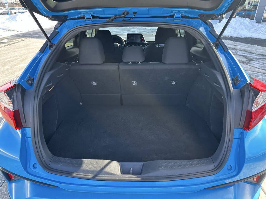 Vehicle view 16