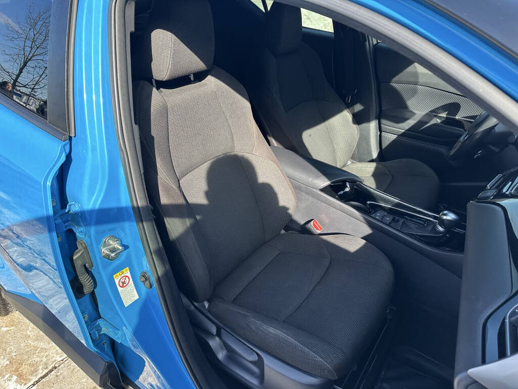 Vehicle view 19