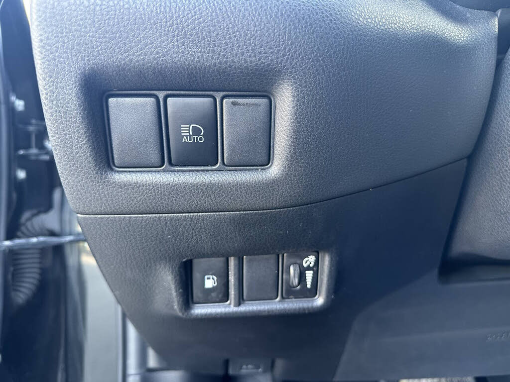 Vehicle view 27