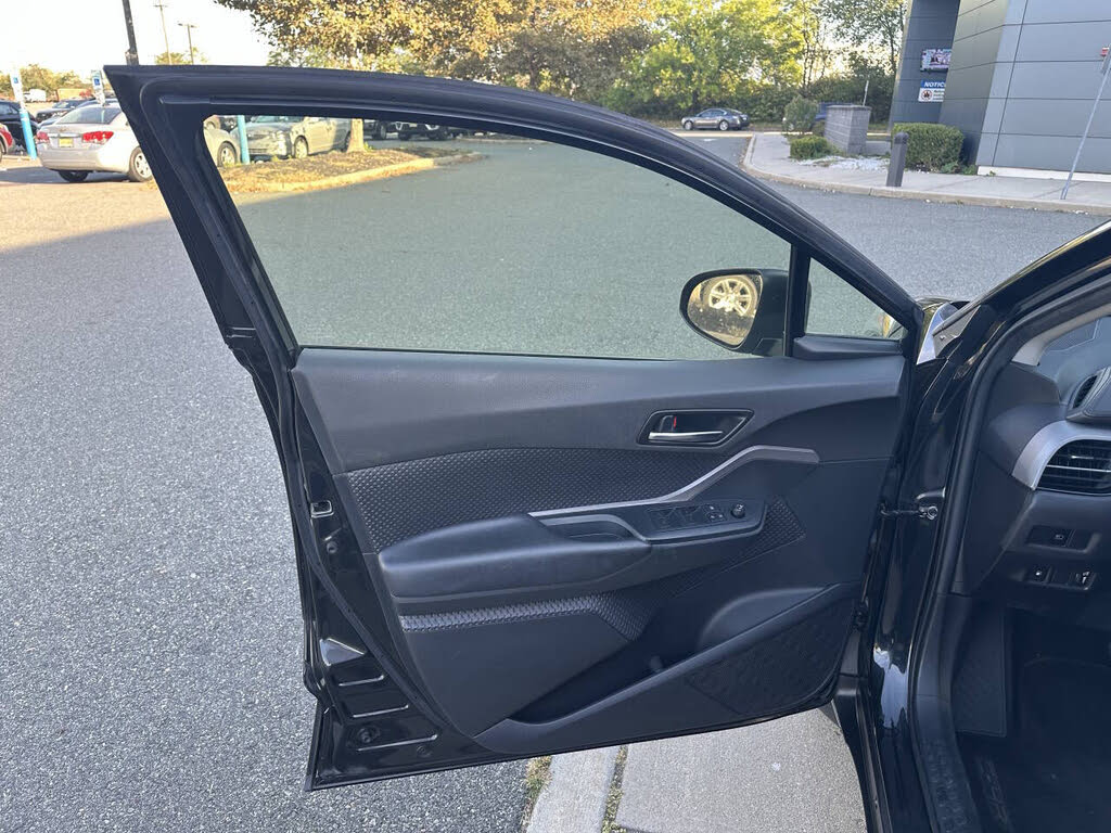 Vehicle view 9