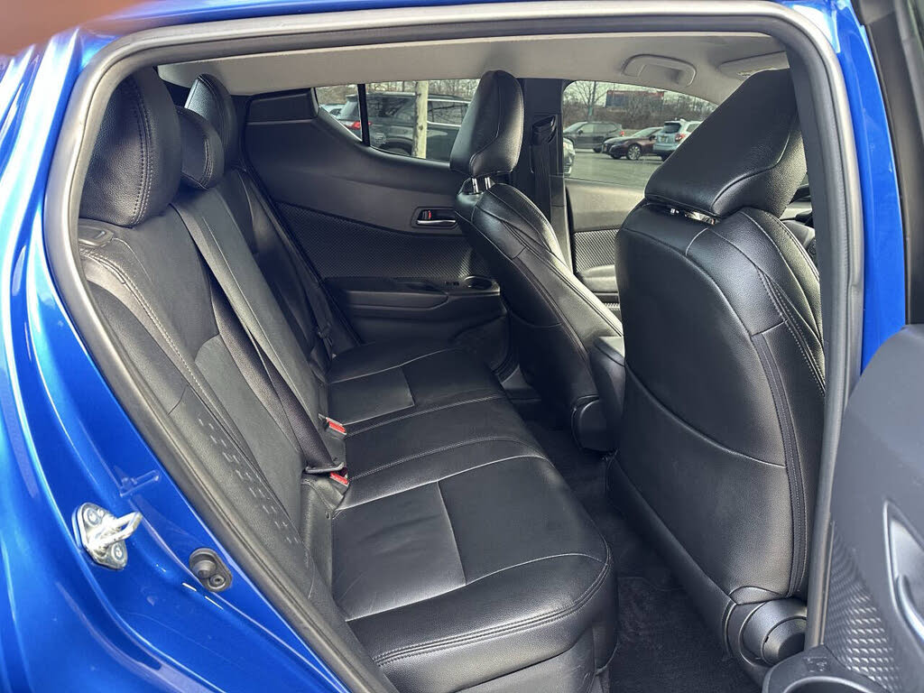 Vehicle view 16