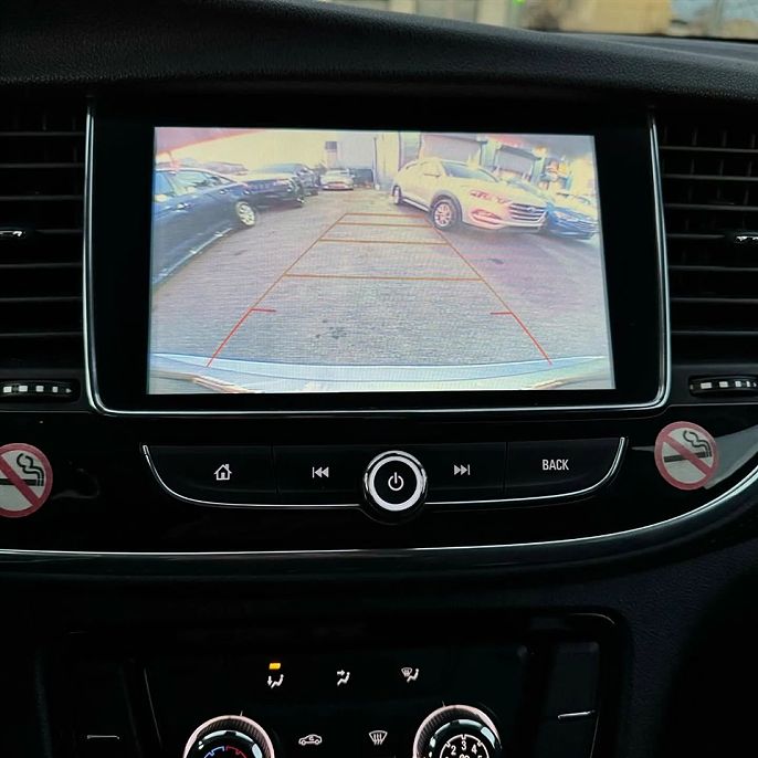Vehicle view 7
