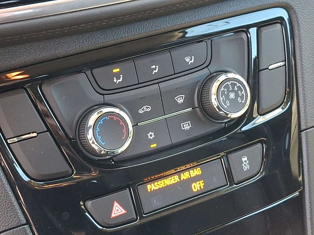 Vehicle view 33