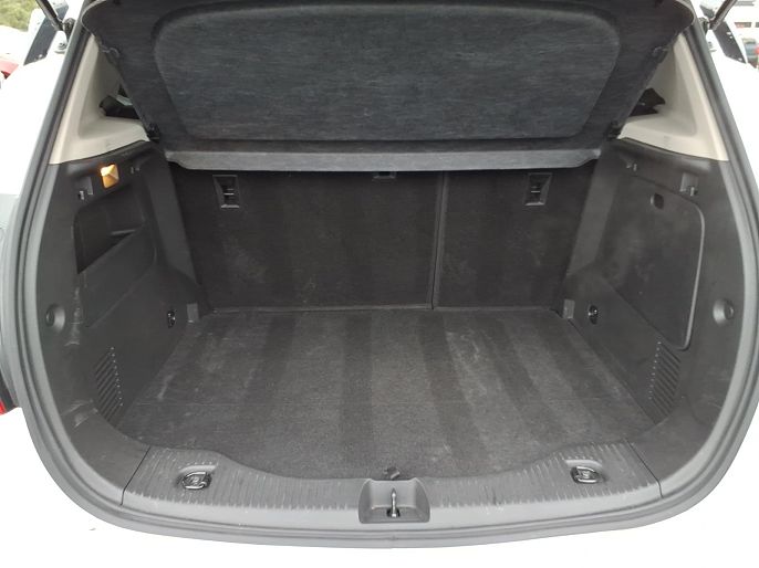 Vehicle view 9