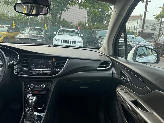 Vehicle view 17