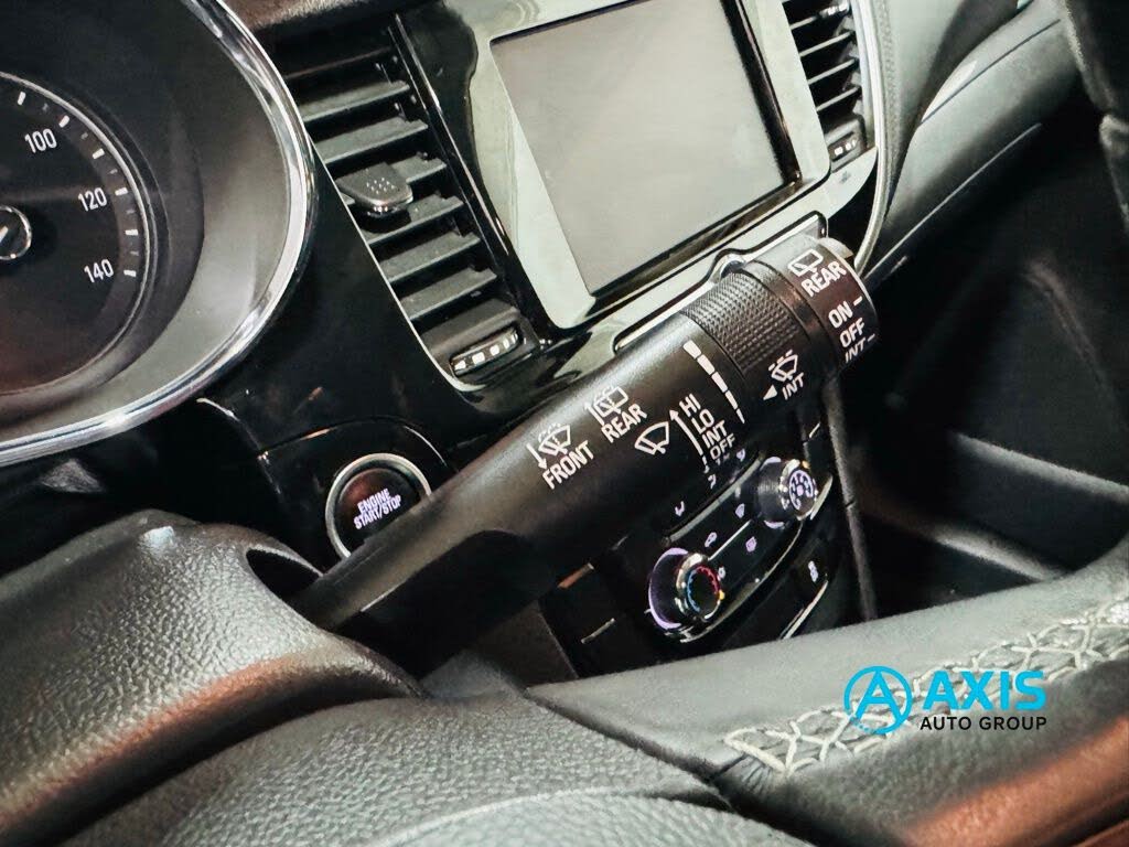 Vehicle view 37
