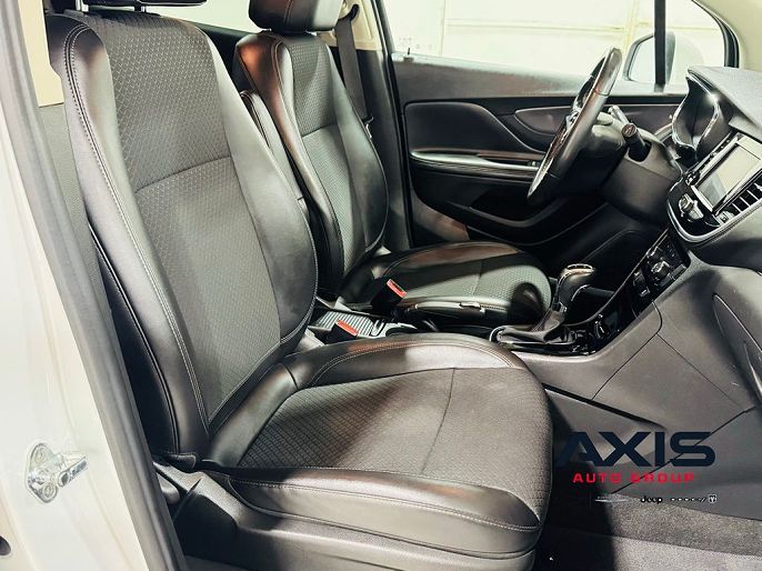 Vehicle view 79