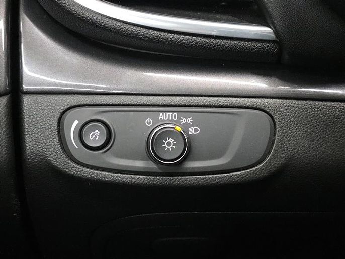 Vehicle view 18