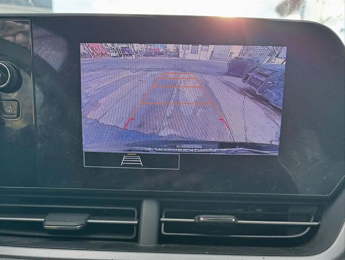 Vehicle view 8