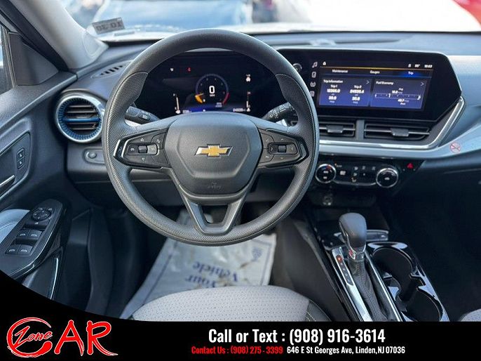 Vehicle view 27