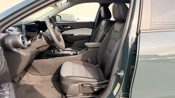 Vehicle view 13