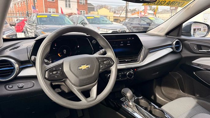 Vehicle view 17