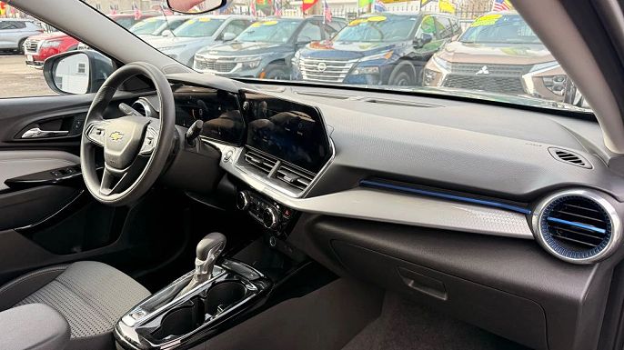 Vehicle view 18