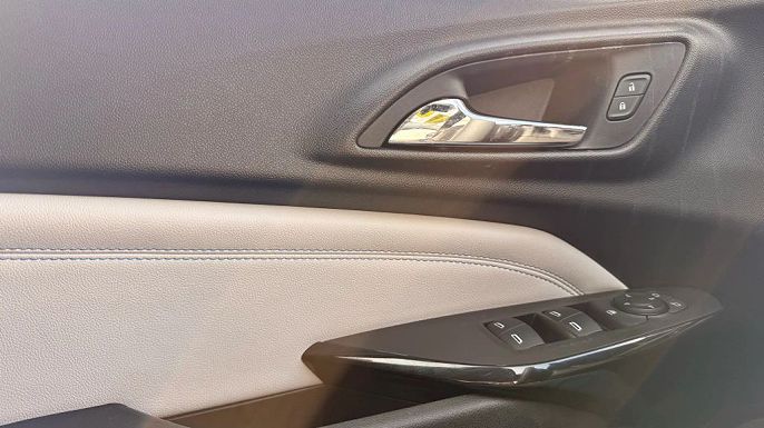 Vehicle view 27