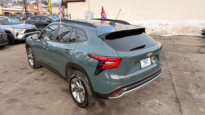Vehicle view 6