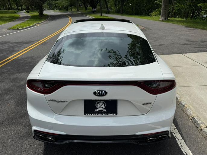 Vehicle view 7