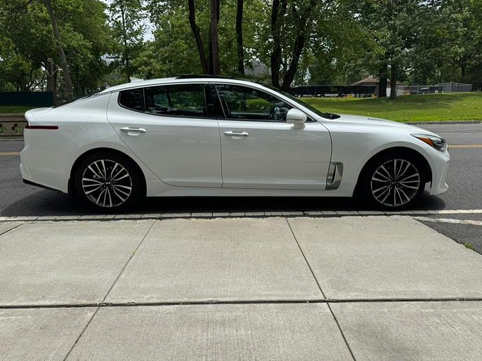 Vehicle view 9