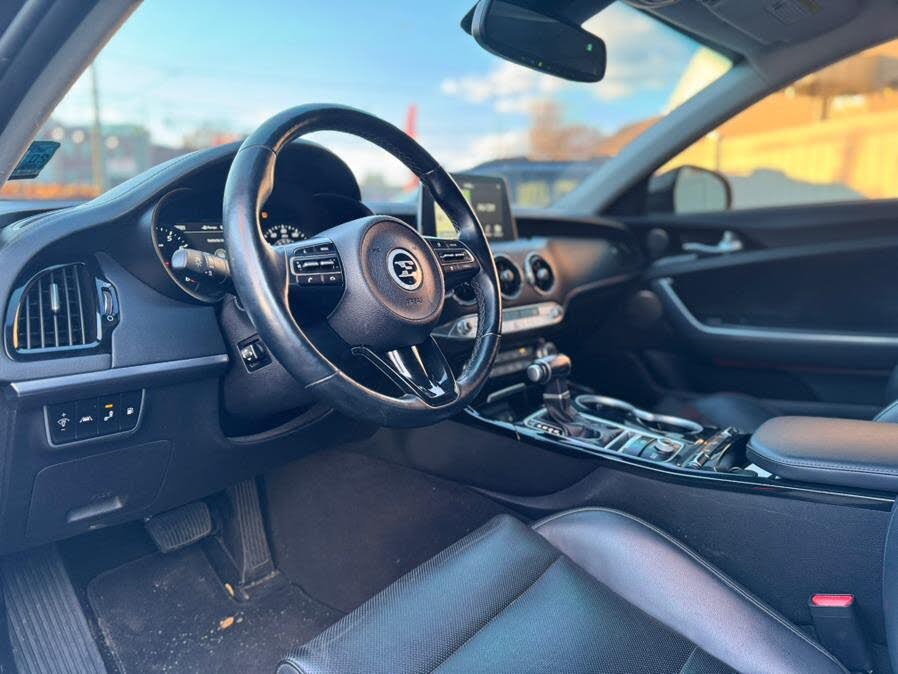 Vehicle view 15