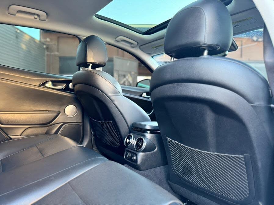 Vehicle view 22