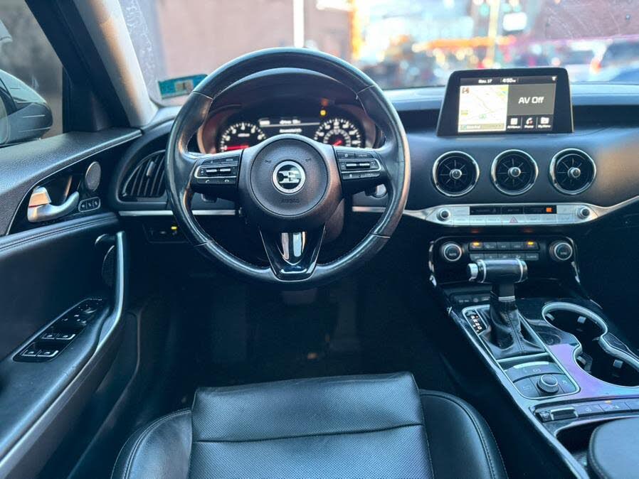 Vehicle view 25